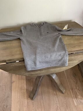 Gray IZOD sweater